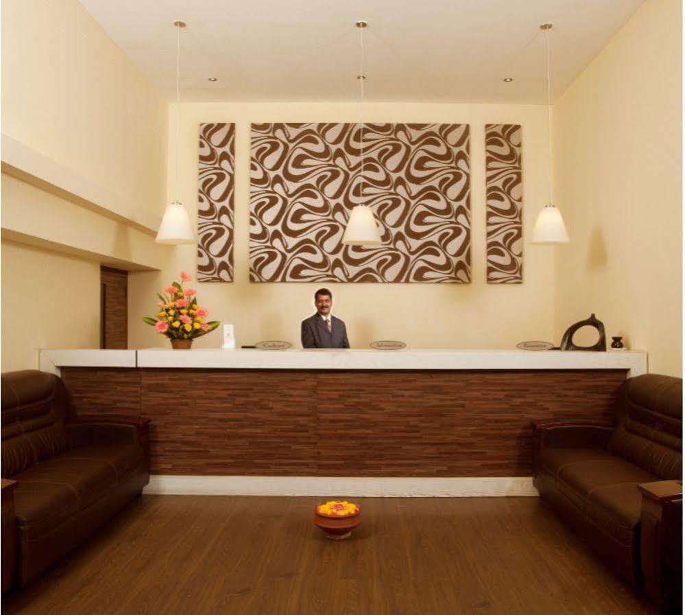 Hotel Metro Park Inn Coimbatore Esterno foto