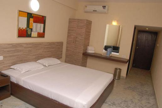 Hotel Metro Park Inn Coimbatore Esterno foto